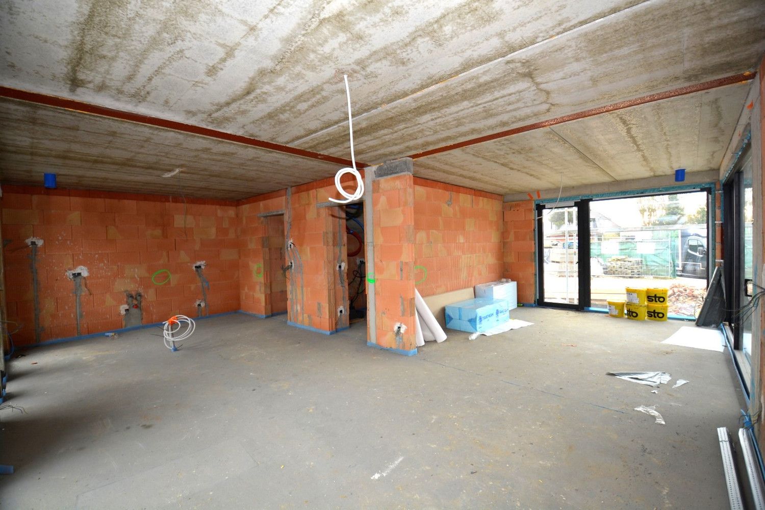 PROJECT HESTIA TE RANST! foto 4