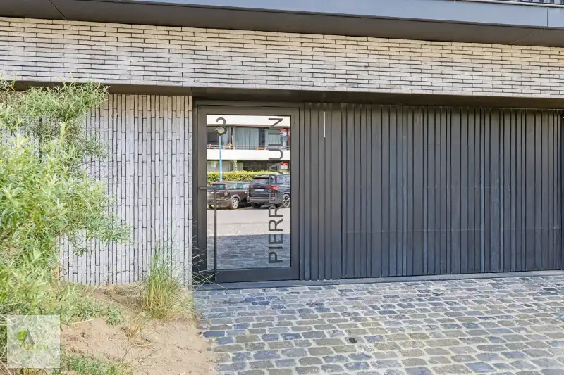 Res. "Pierre Paulin" foto 21