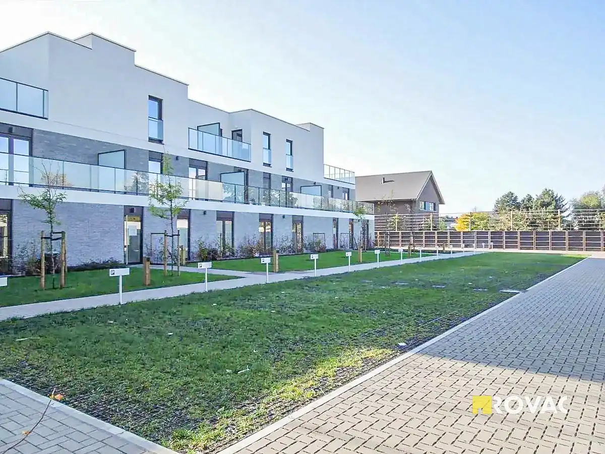 Instapklaar en energiezuinig appartement met tuin! foto 16