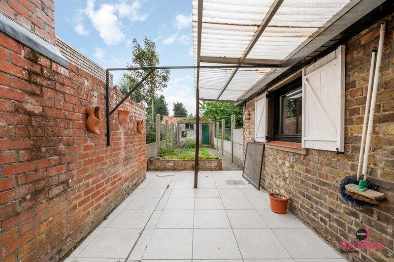 Te renoveren rijwoning op centrale ligging foto 17