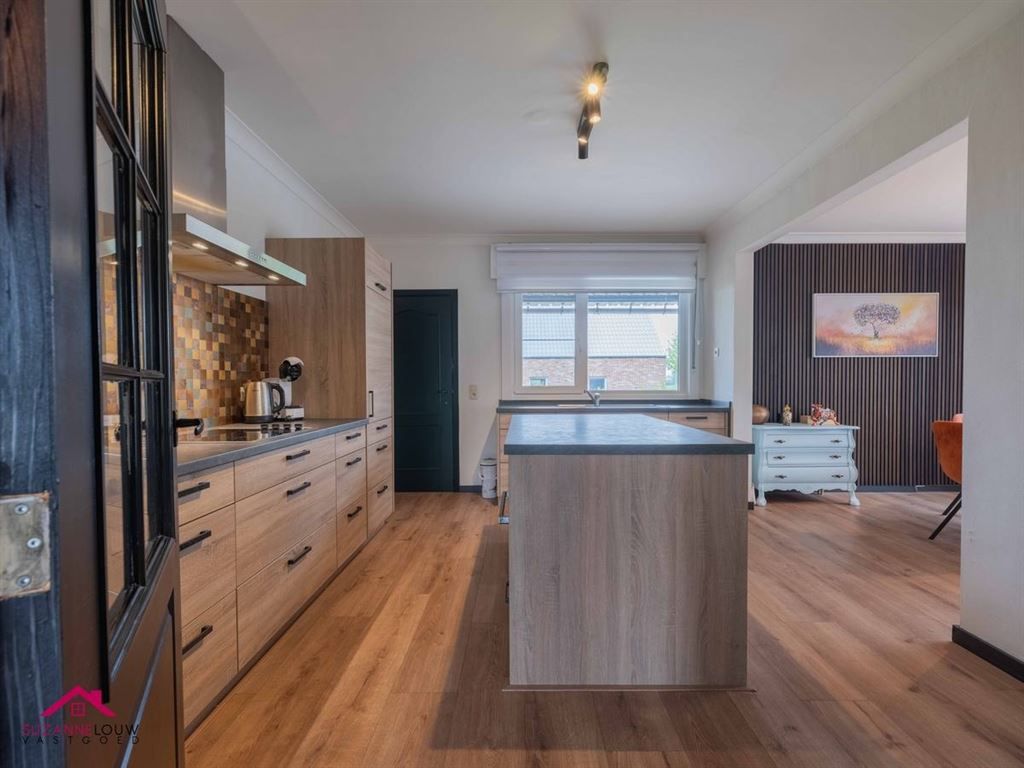 Vrijstaande, instapklare splitlevel woning foto 12