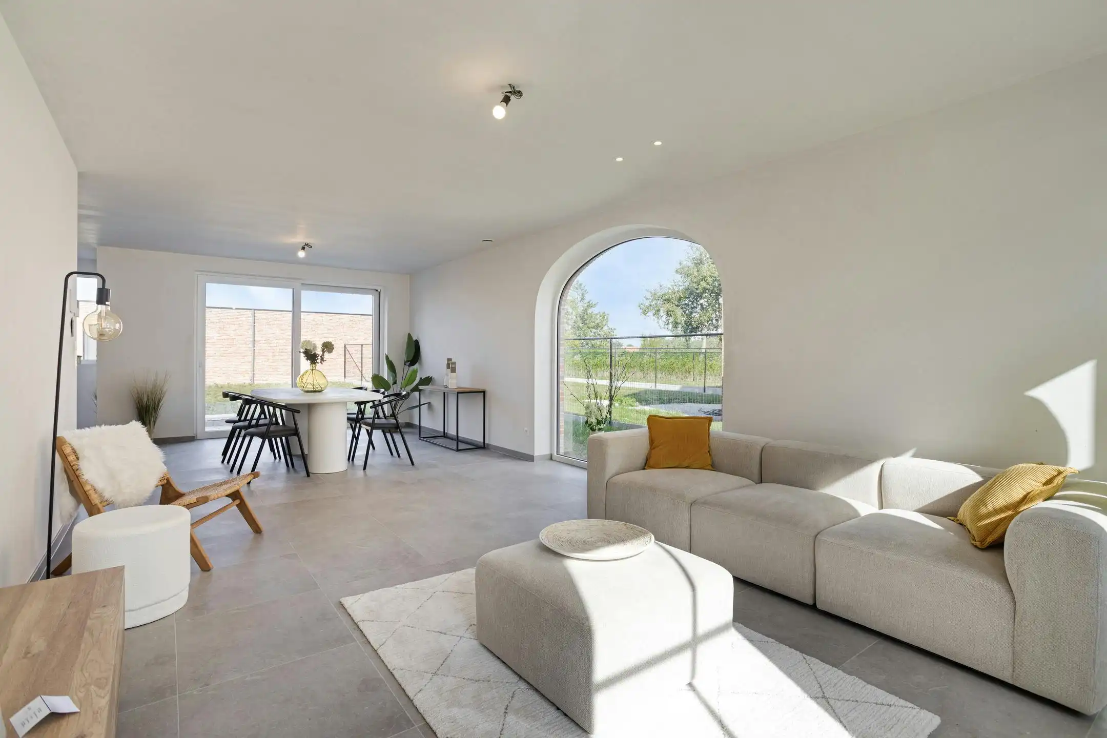 Nieuwbouw (6%) te koop in Elverdinge met 3 kamers en dubbele garage foto 8