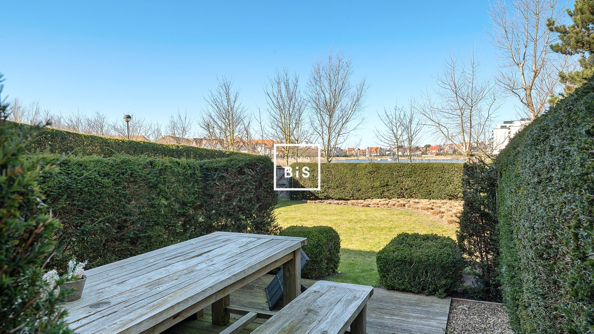 Parel van een villa rechtstreeks verbonden met het Zegemeer van Knokke  foto 12