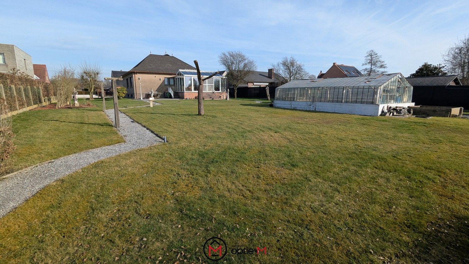 Vrijstaande woning met grote tuin en prachtig uitzicht in Bilzen foto 24