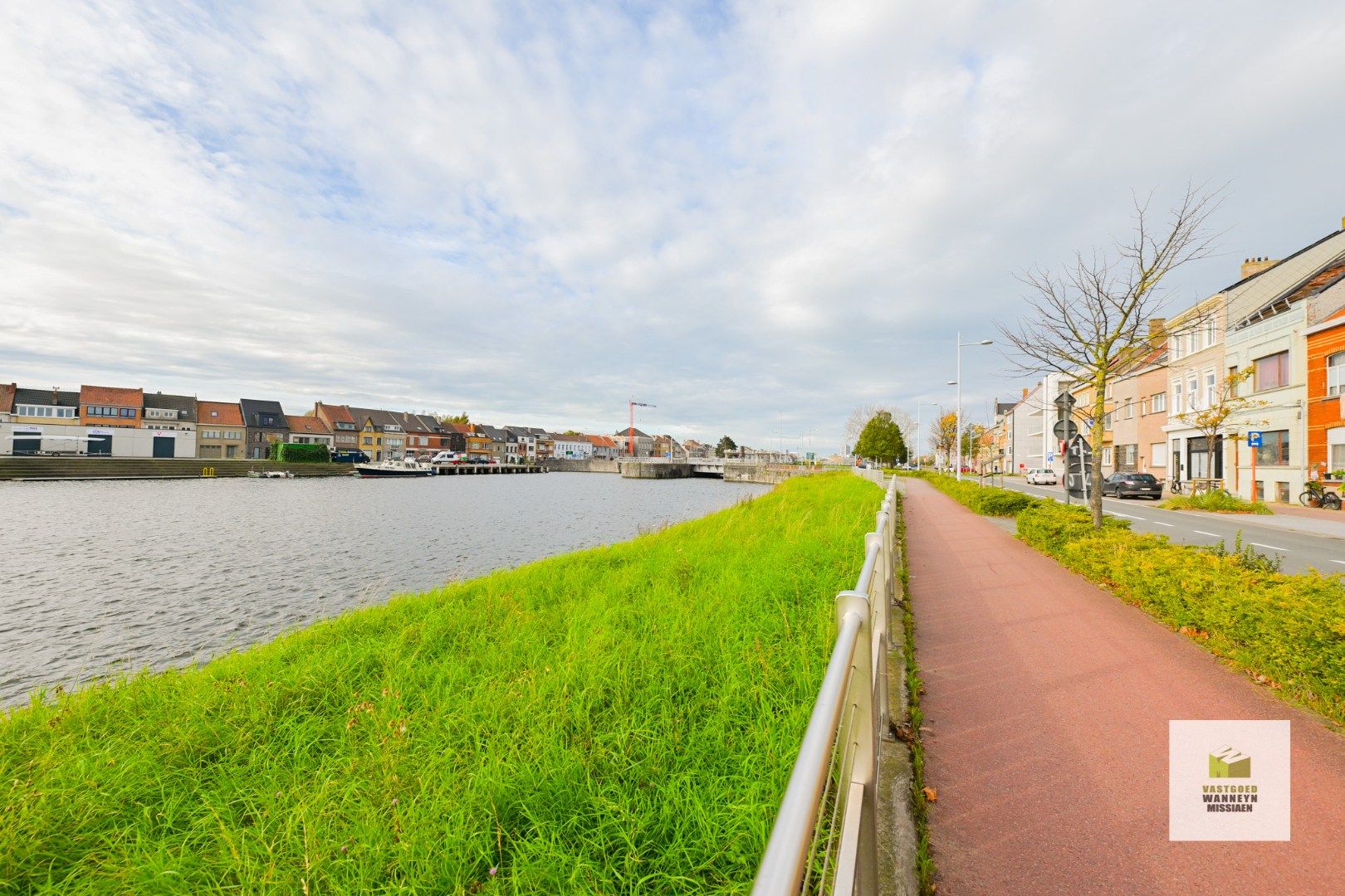 Gelijkvloers appartement met 2 slaapkamers, 2 badkamers en terras foto 18