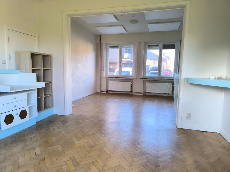 Ruime alleenstaande woning foto 6