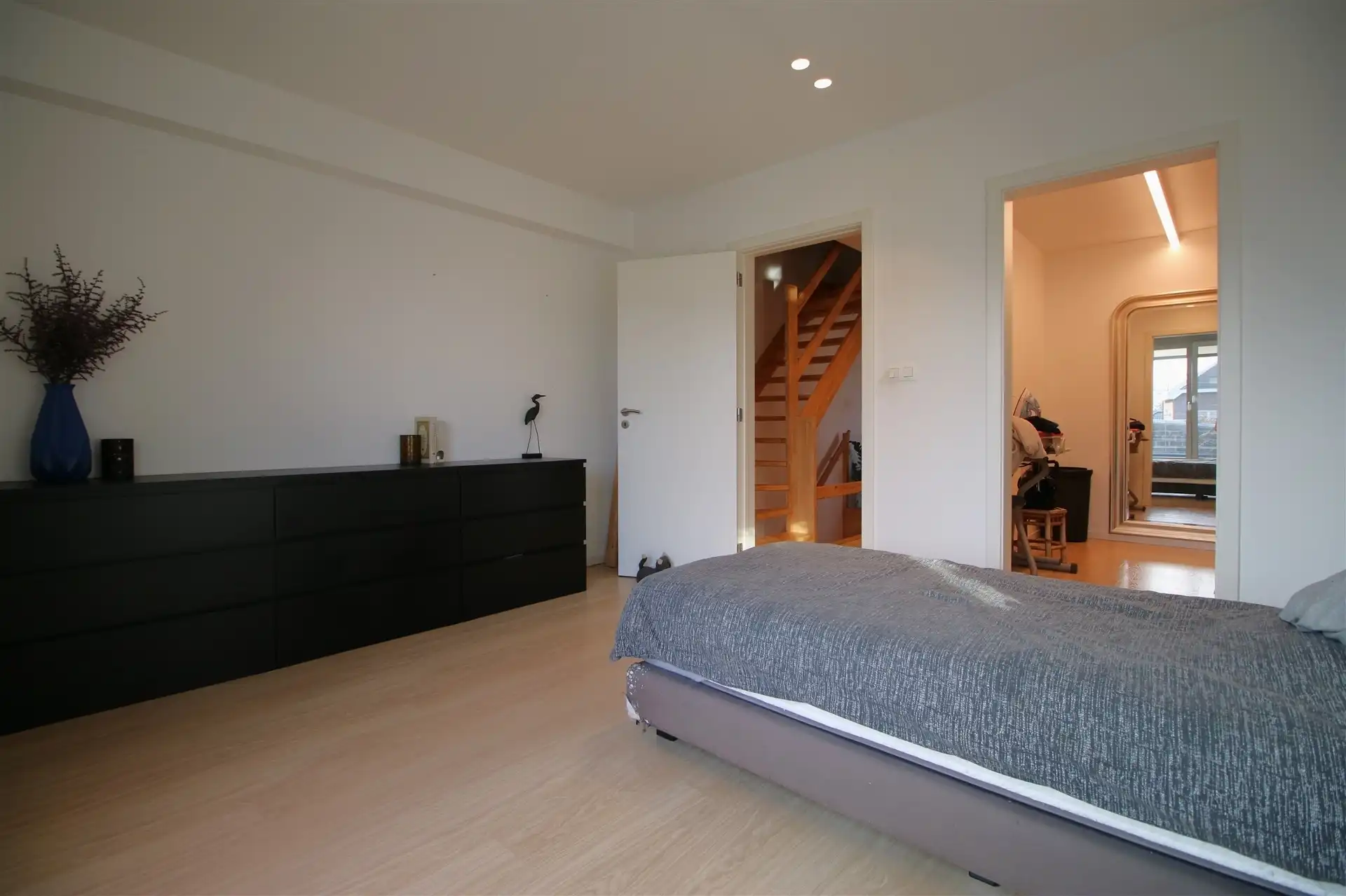 Recente woning 2 slpk, tuin & garage foto 16