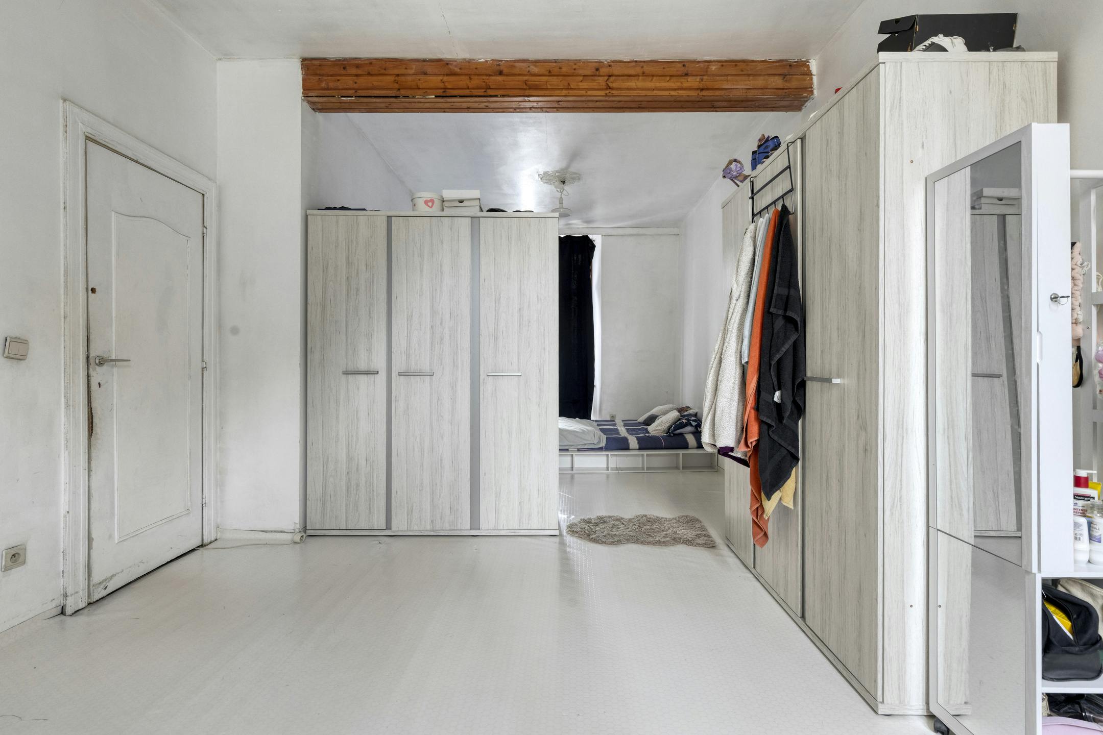 Huis met 6 slaapkamers te koop in Deurne!  foto 13