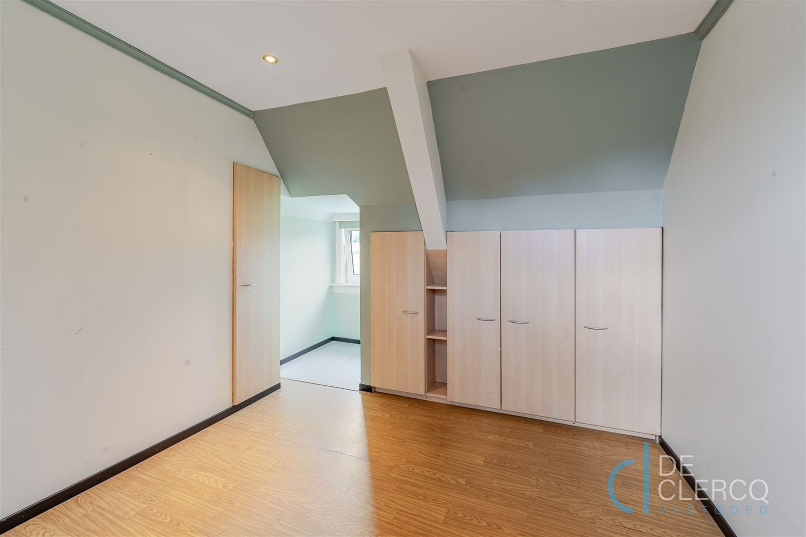 Charmante woning te koop in Lochristi met garage en tuin! foto 8