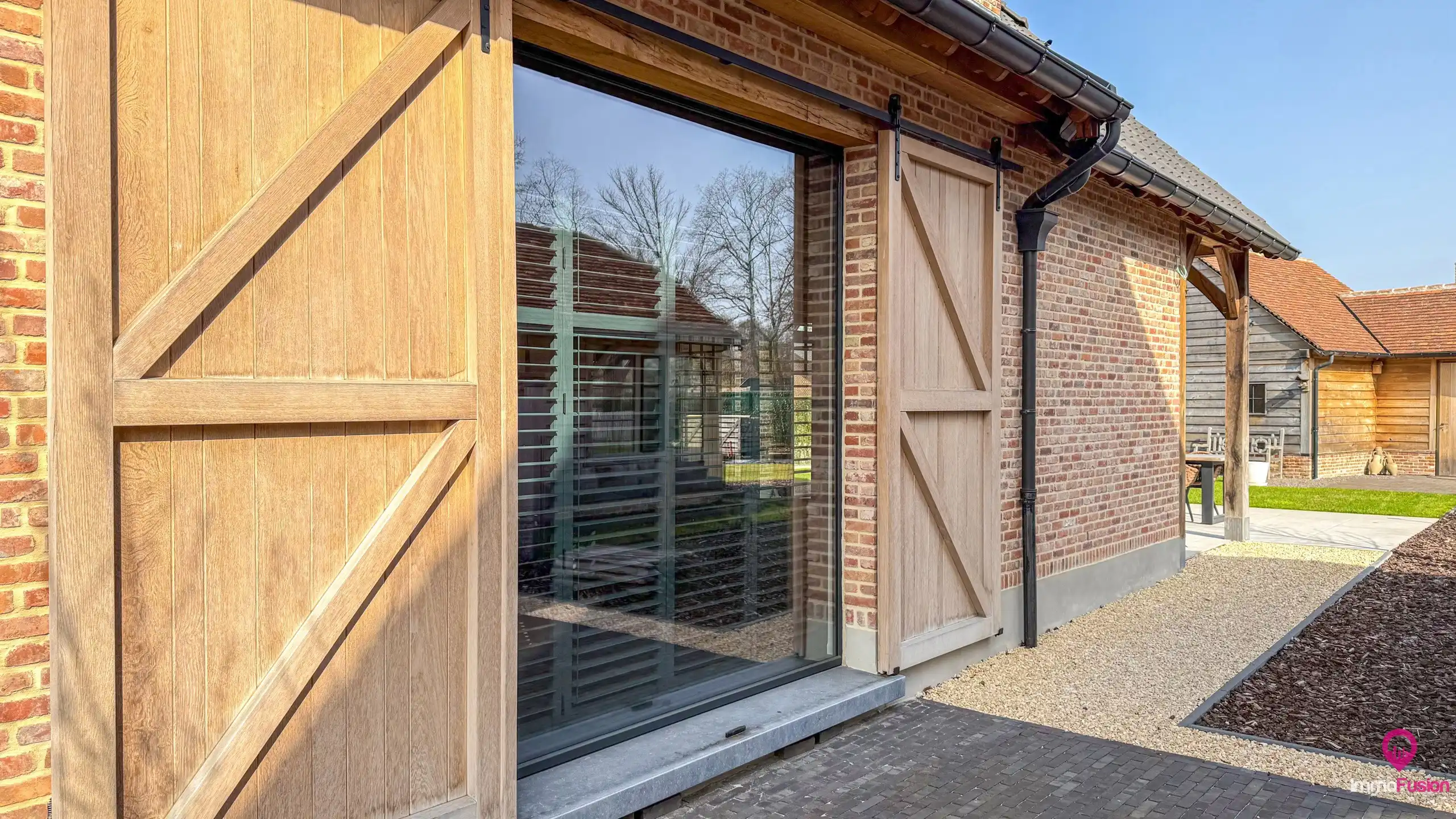 Gelijkvloerse nieuwbouw in pastorijstijl met kelder en lift! foto 50