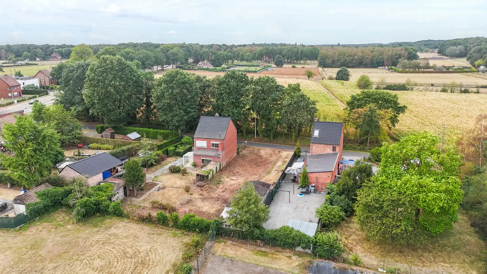 Rustig gelegen bouwgrond van 591 m² voor halfopen bebouwing in Paal foto 4