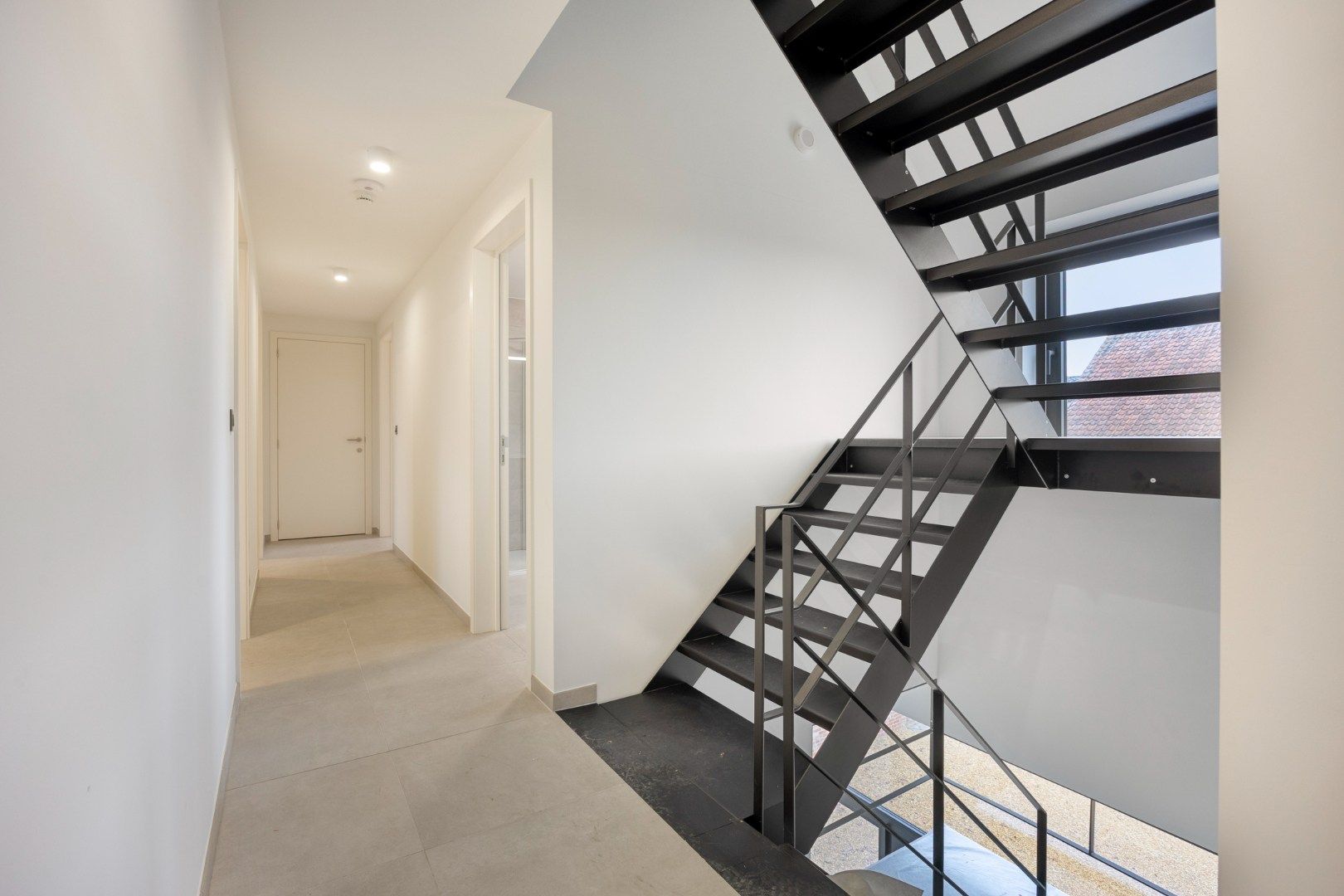 Nieuwbouwwoning met 5 slaapkamers, 2 badkamers, tuin en terras in Bierbeek! – EPC 10 kWh/m² - bewoonbare opp. 343 m² foto 14