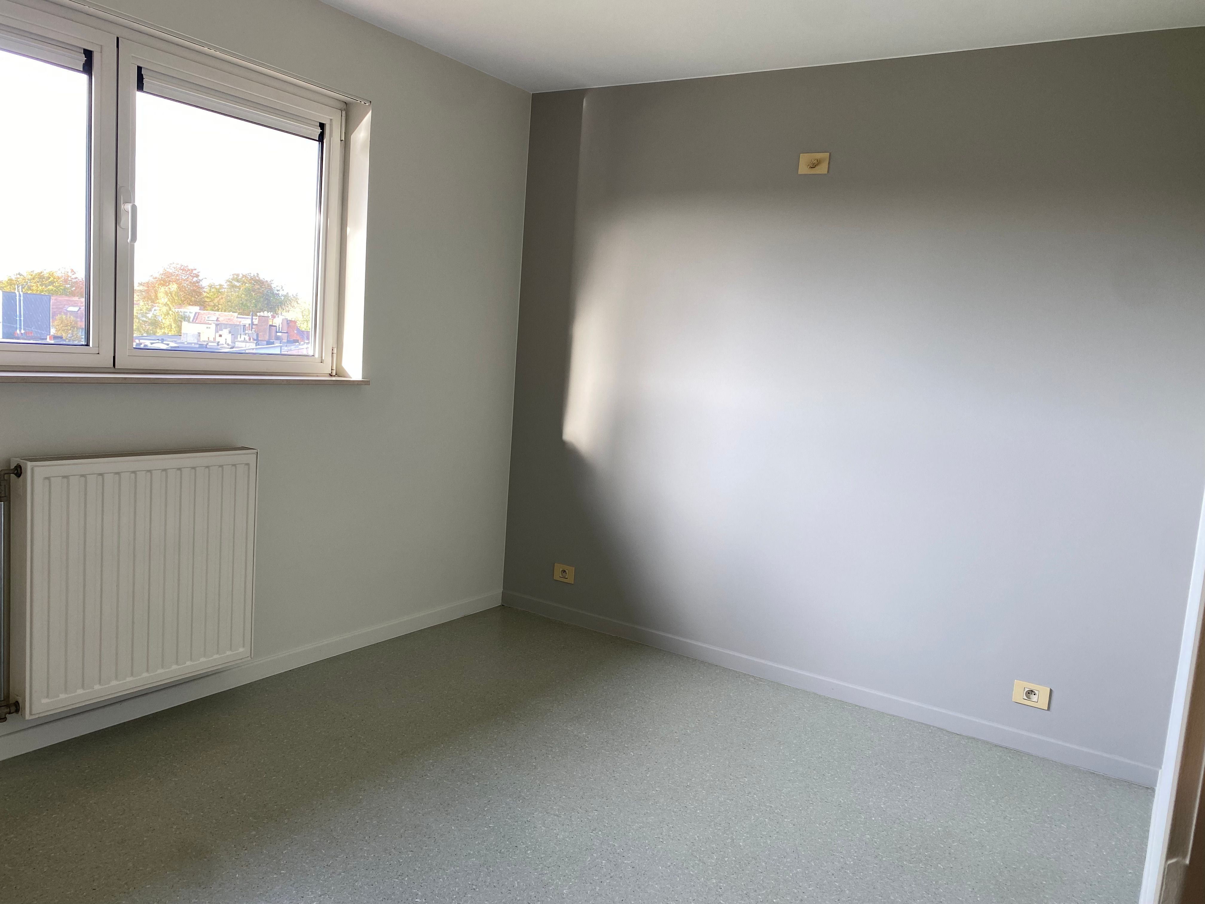 Instapklaar 2-slpk APPARTEMENT + GARAGE foto 17