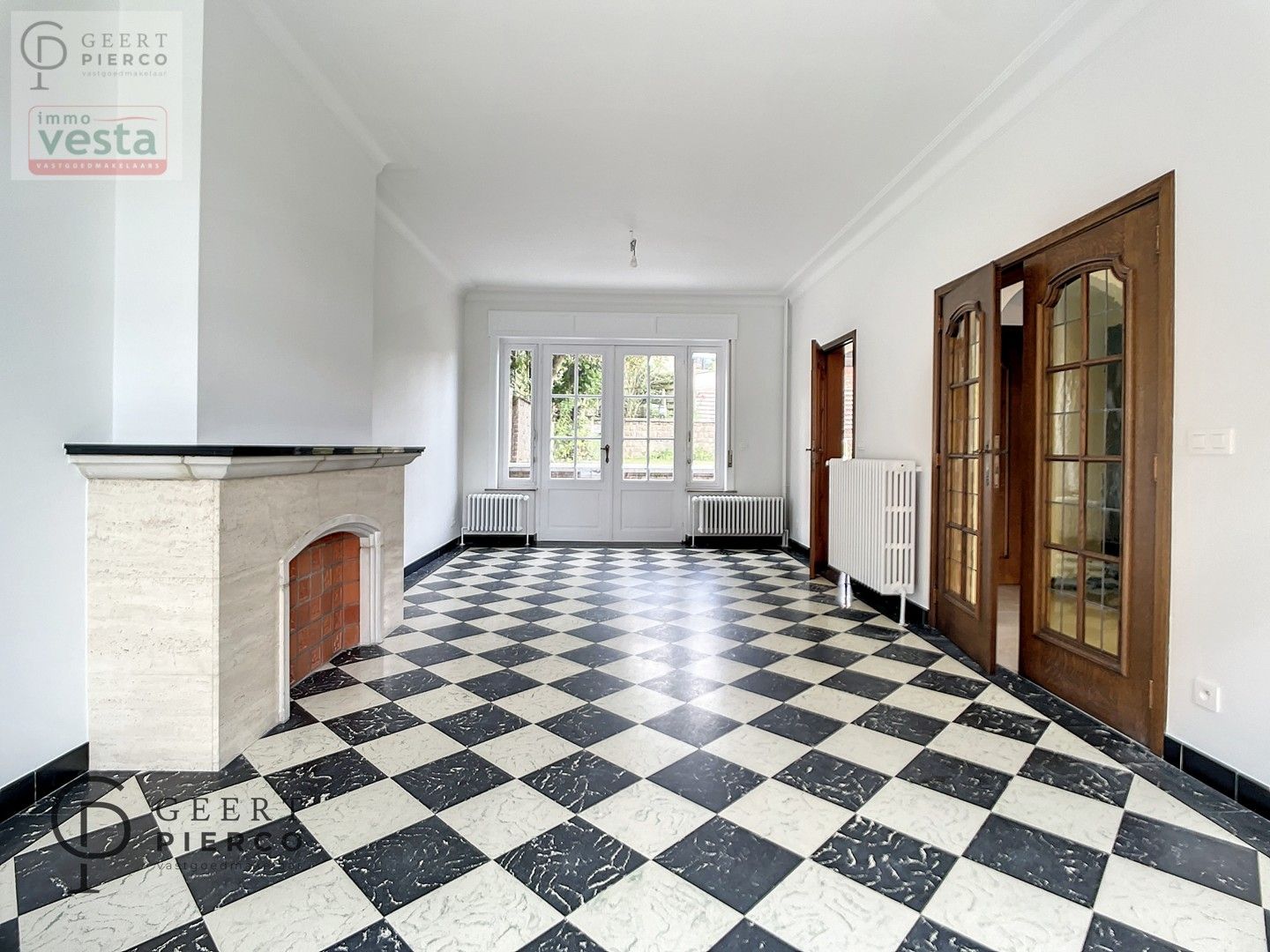 Prachtige gerenoveerde gezinswoning foto 8