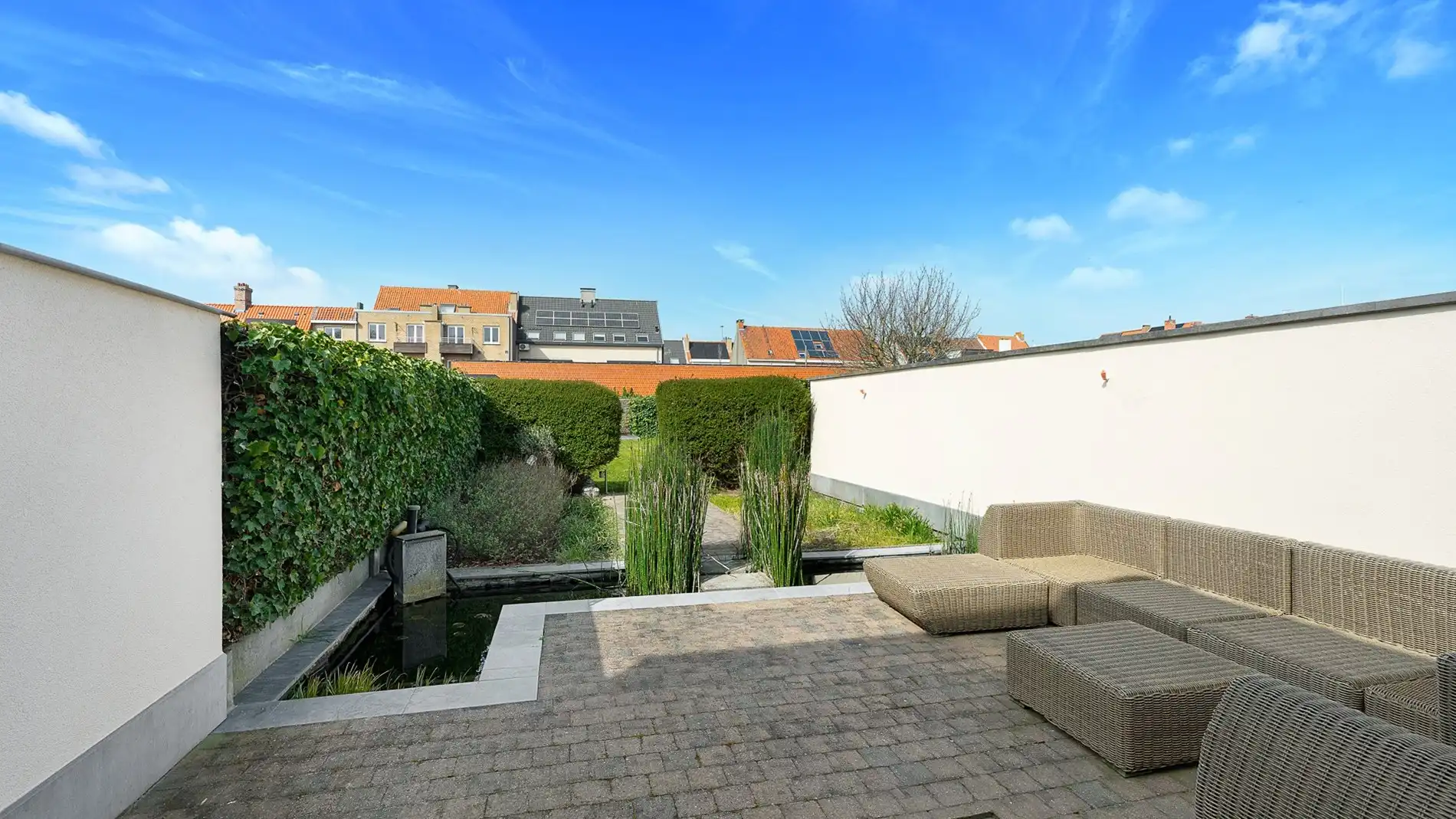 Prachtige bel-etage met fantastische tuin te Zeebrugge foto {{pictureIndex}}
