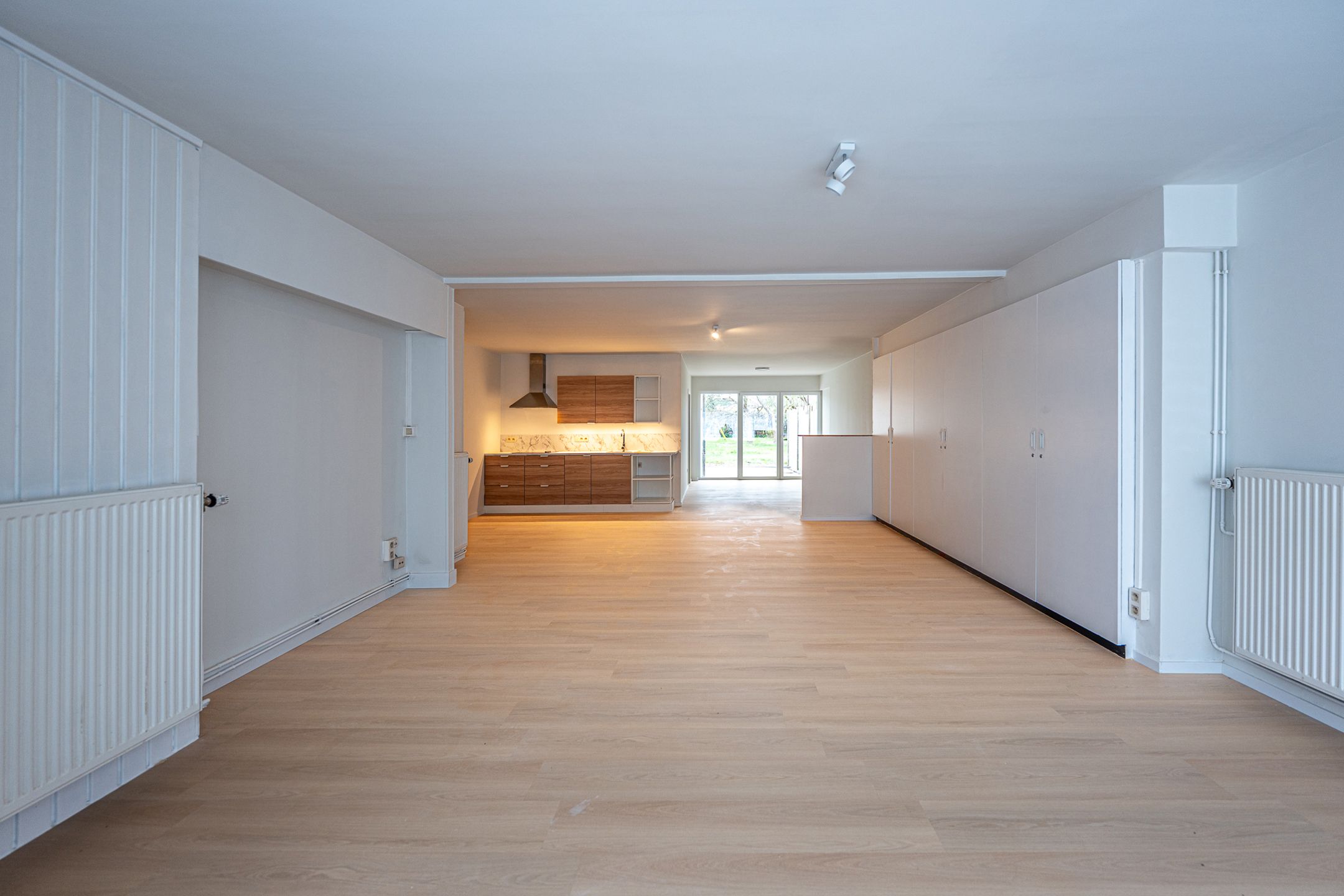 Gelijkvloers appartement met 1 slaapkamer foto 2
