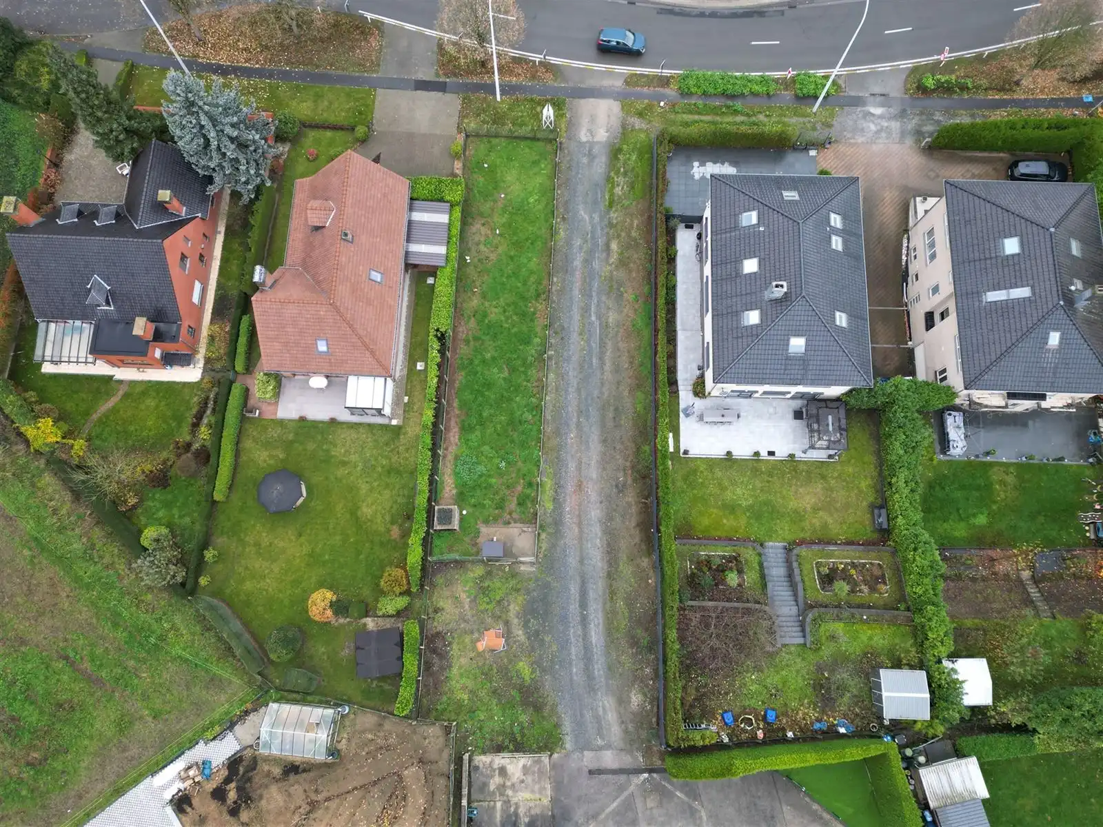 Polyvalente villa met  zeer grote loods foto 30