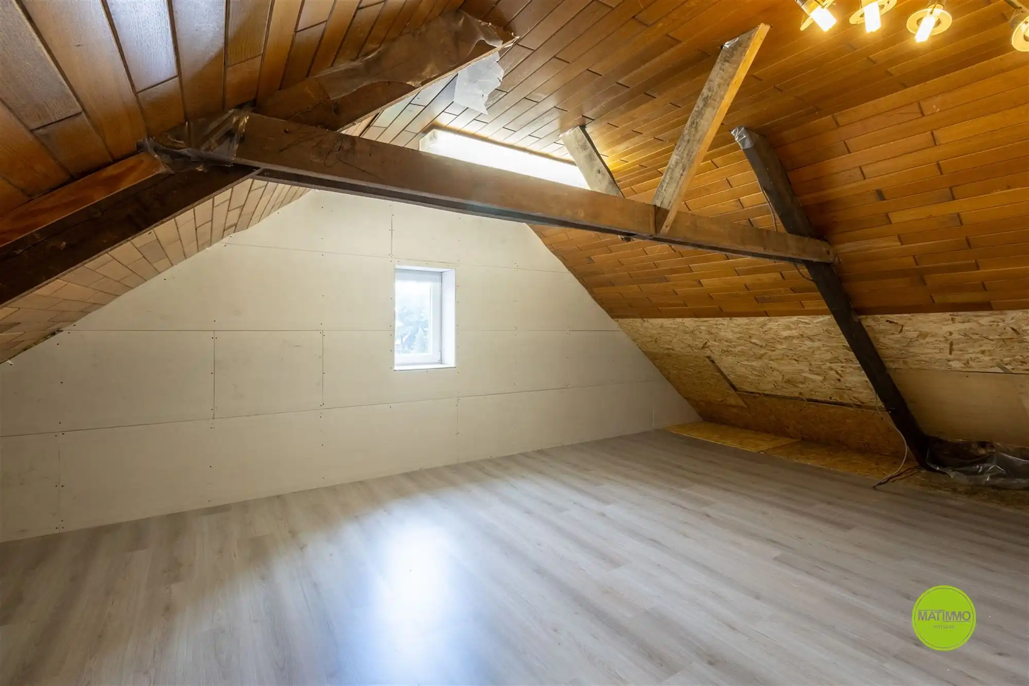 Karaktervolle woning met zuidgerichte tuin in Beringen foto 21