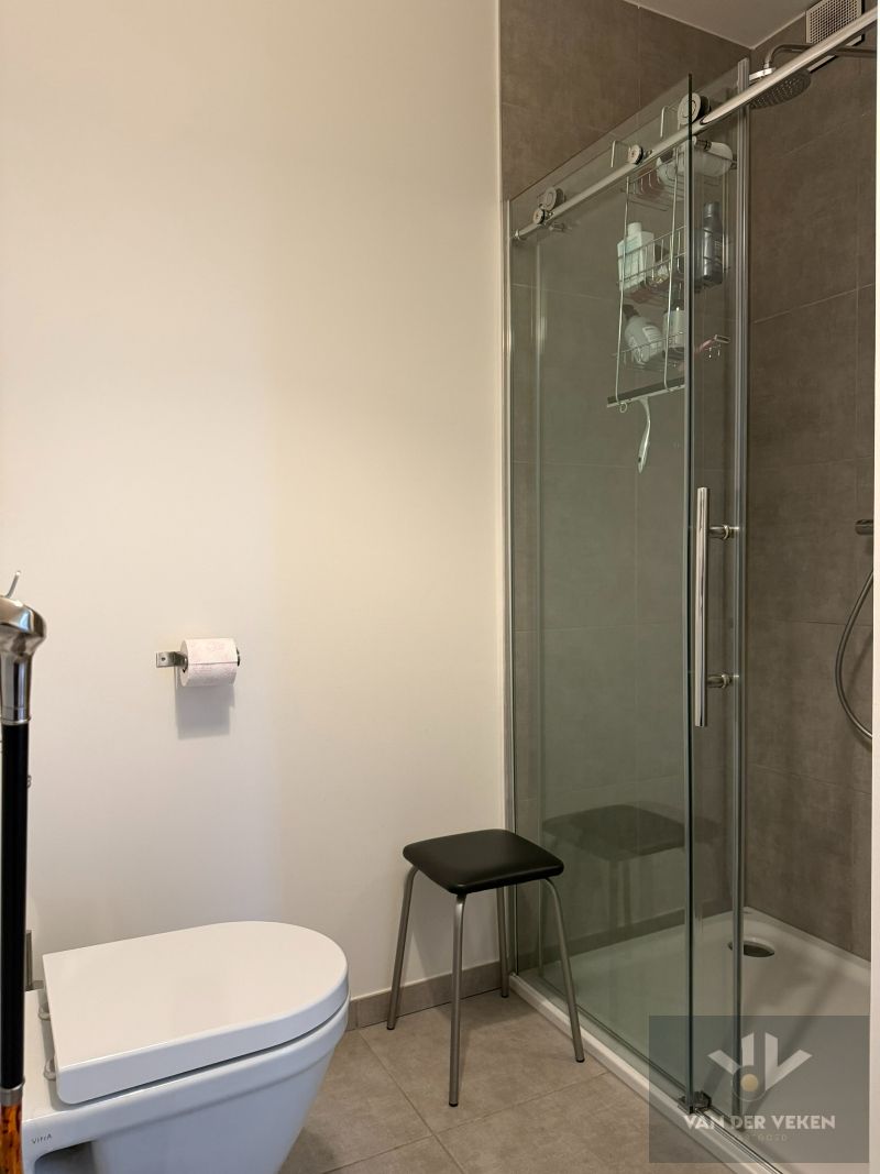 Prachtig 3 slaapkamer appartement op een toplocatie!! foto 11