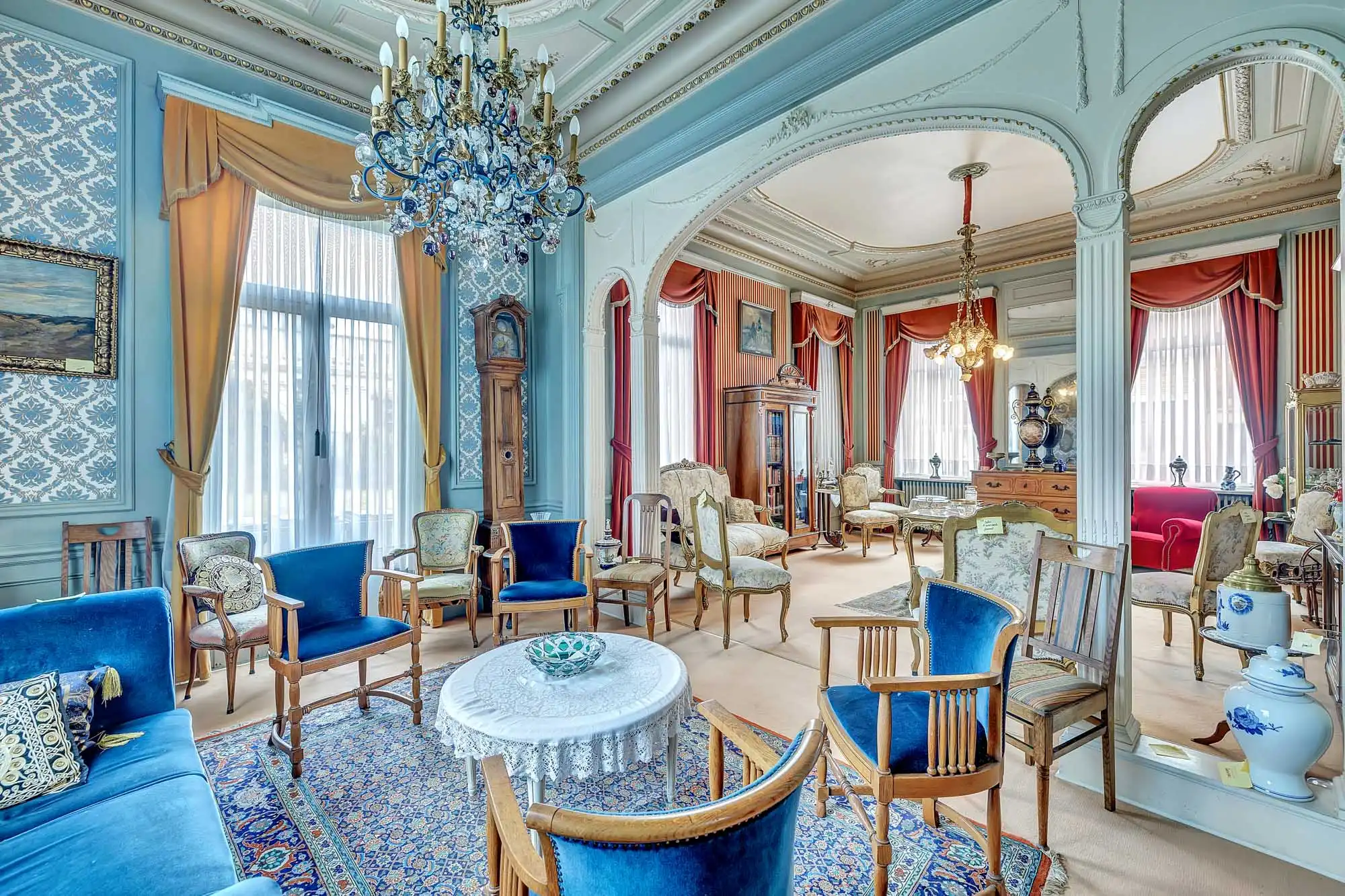 Imposante herenwoning met diverse mogelijkheden foto 10