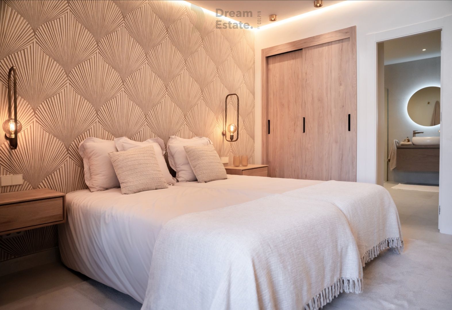 Schitterend luxe appartement aan het strand en restaurant Tikitano, Estepona. foto 9