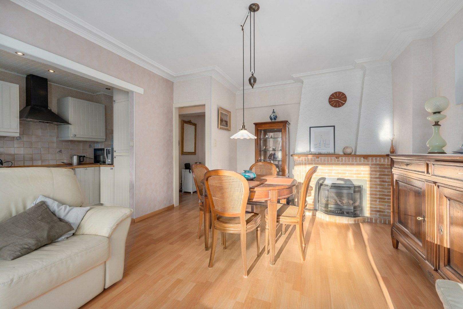 Instapklaar en lichtrijk appartement met twee terrassen in het centrum van Oostende foto 2