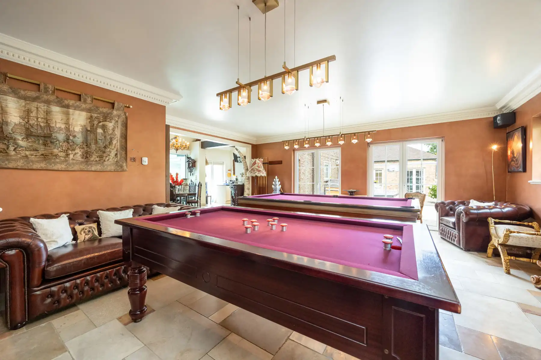 Exclusieve laagbouwvilla met binnen-en buitenzwembad foto 7