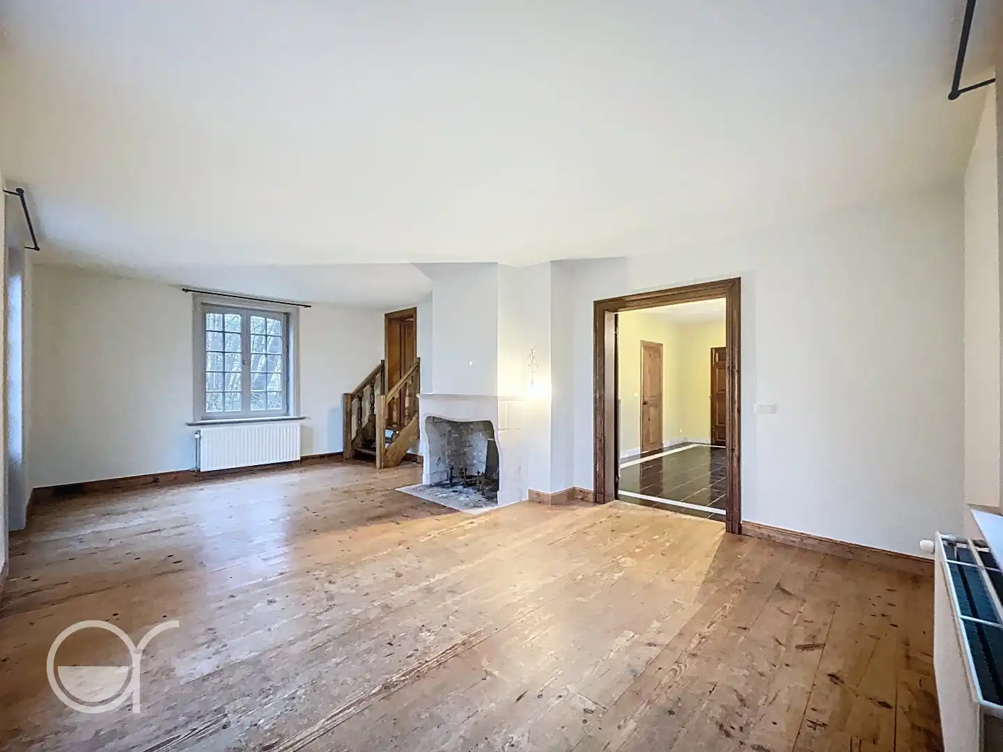Mooie hoeve met bijgebouwen en zicht op kasteel foto 9