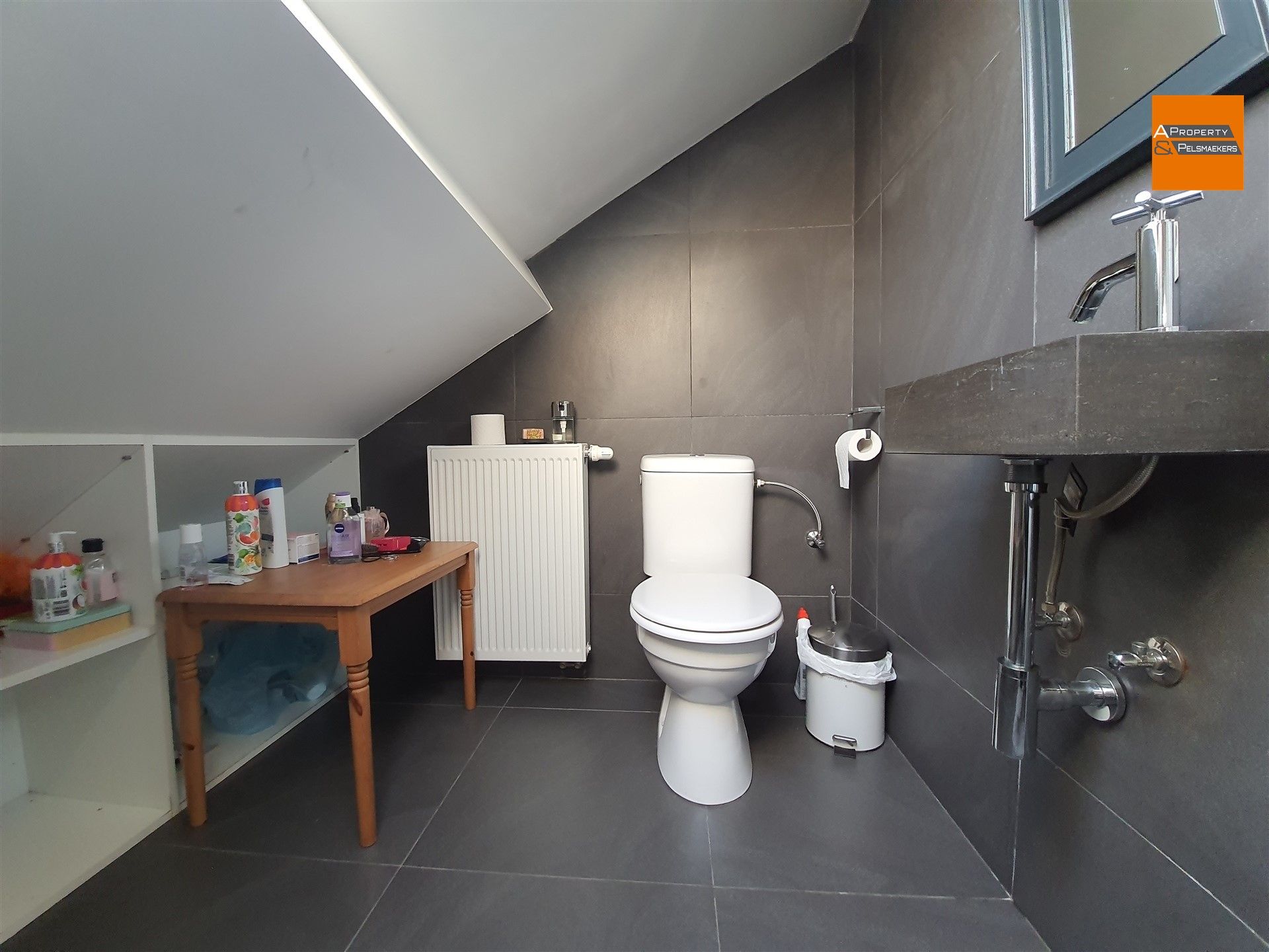 Gerenoveerde Villa met 6 slaapkamers foto 21