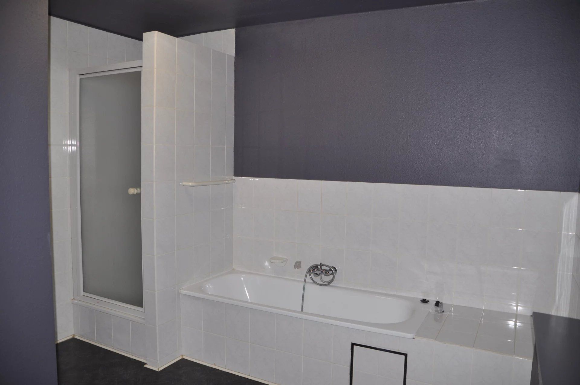 UNIEK HANDELSPAND VAN 110M² MET DUPLEXAPPARTEMENT MET 3 SLPK IN LANAKEN CENTRUM foto 23