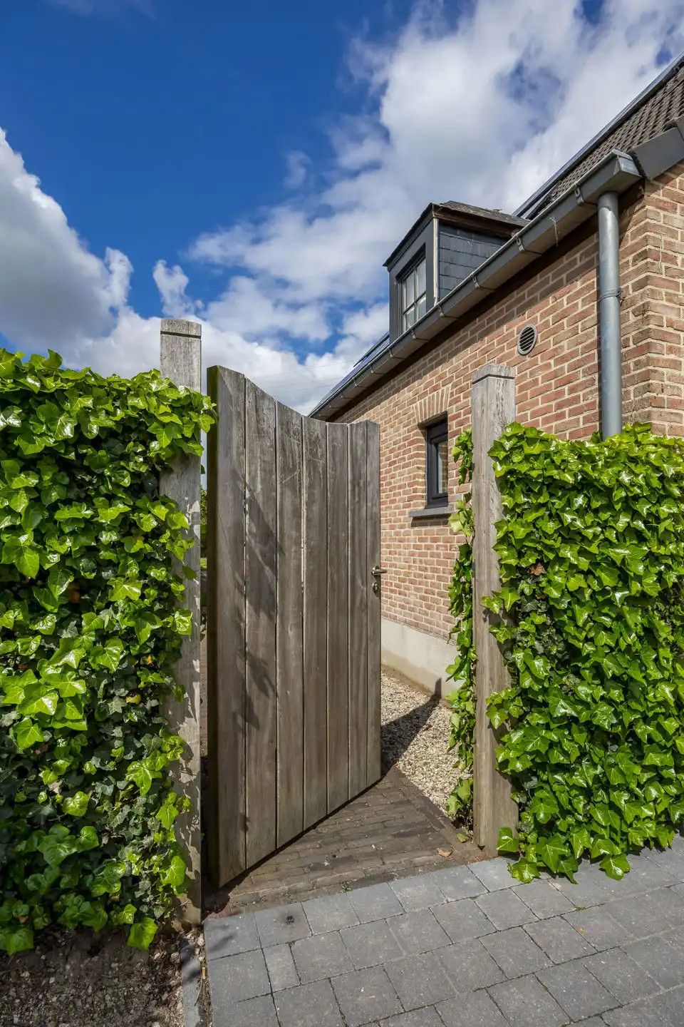 Instapklare villa met praktijkruimte  foto 37