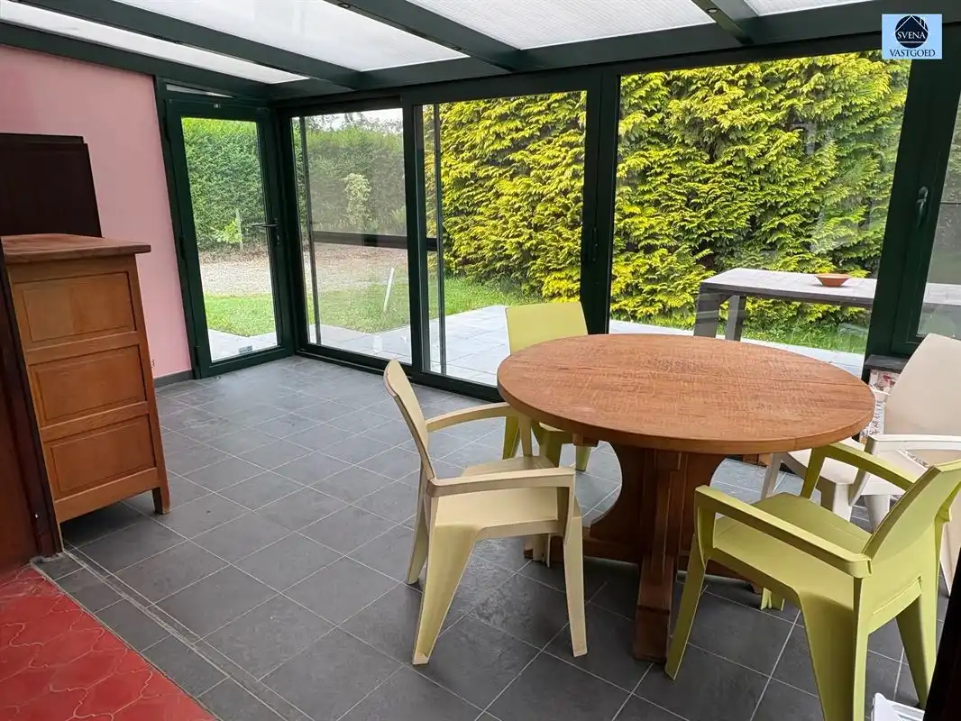ZEER LEUK GELEGEN BUNGALOW IN RUSTIGE STRAAT foto 3