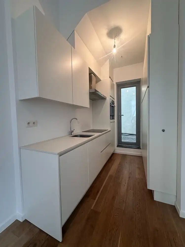 Leuk 1 slaapkamer appartement met ruime buitenruimte te 2018 Antwerpen! foto 6