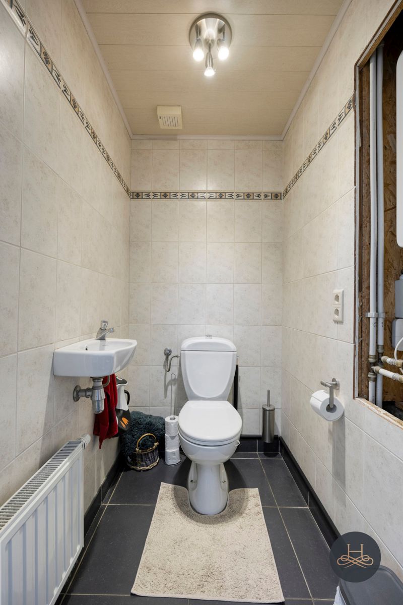 Stijlvolle bel-etage met wellness en tuin foto 28