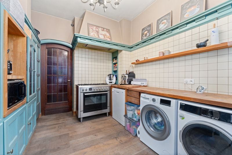 Centrum Izegem - Charmante woning/handelshuis met bijgebouw foto 6