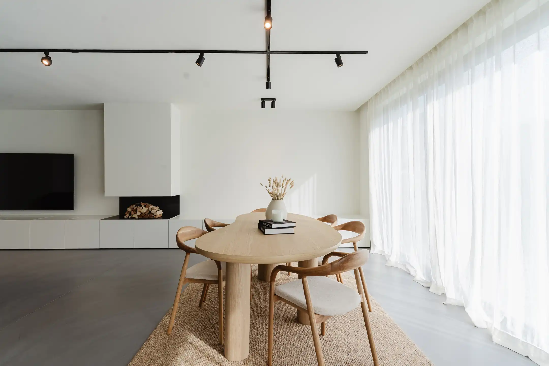 Modernistische woning met 4 slaapkamers en tuin te Drongen foto 5