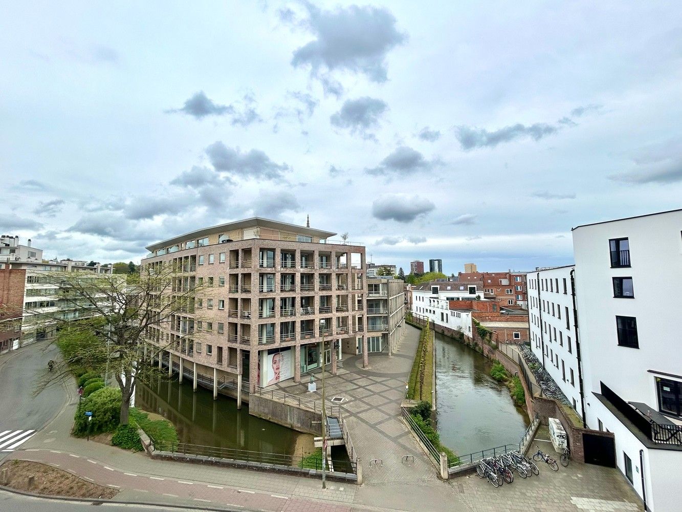 Lichtrijke studio in centrum Leuven foto 7