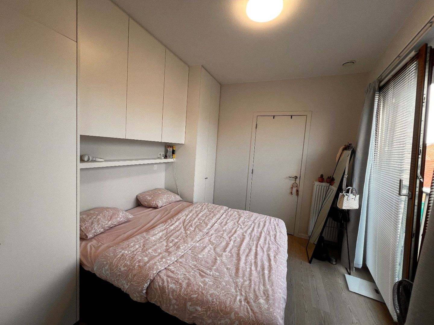 GEZELLIG APPARTEMENT MET 1 SLAAPKAMER IN CENTRUM IEPER foto 4