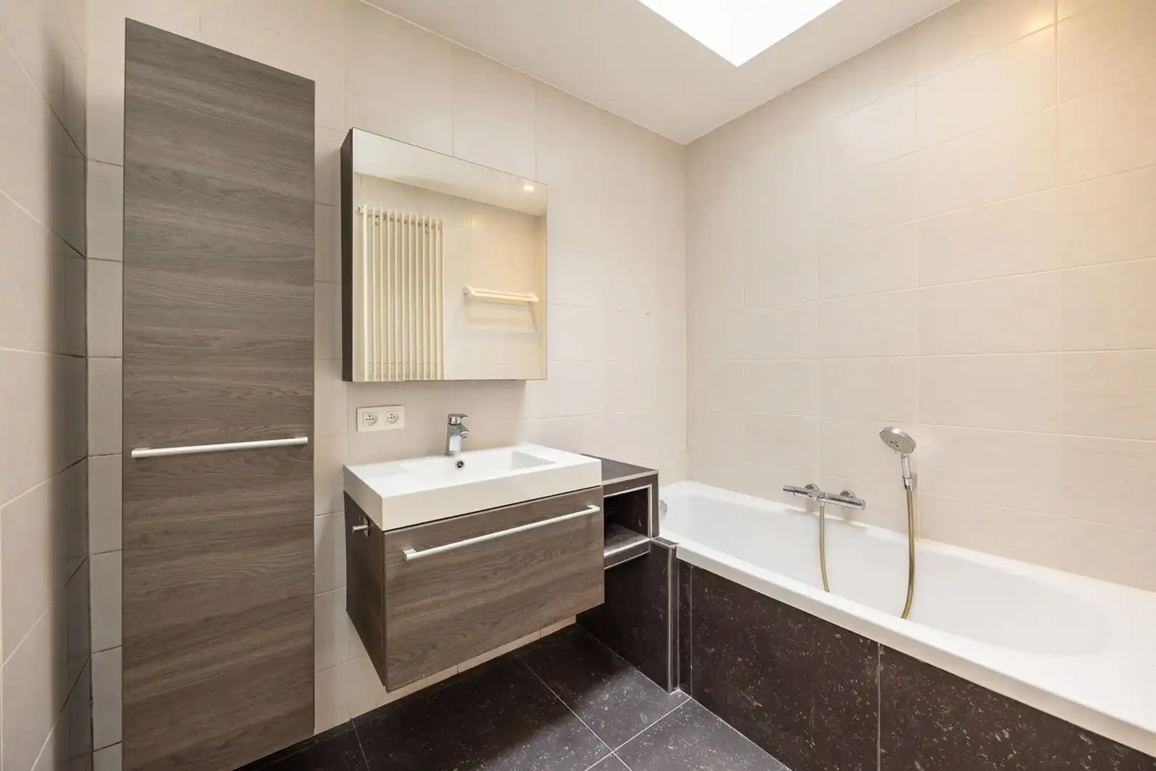 Ruime laagbouwwoning met zuidtuin in doodlopende straat. foto 5