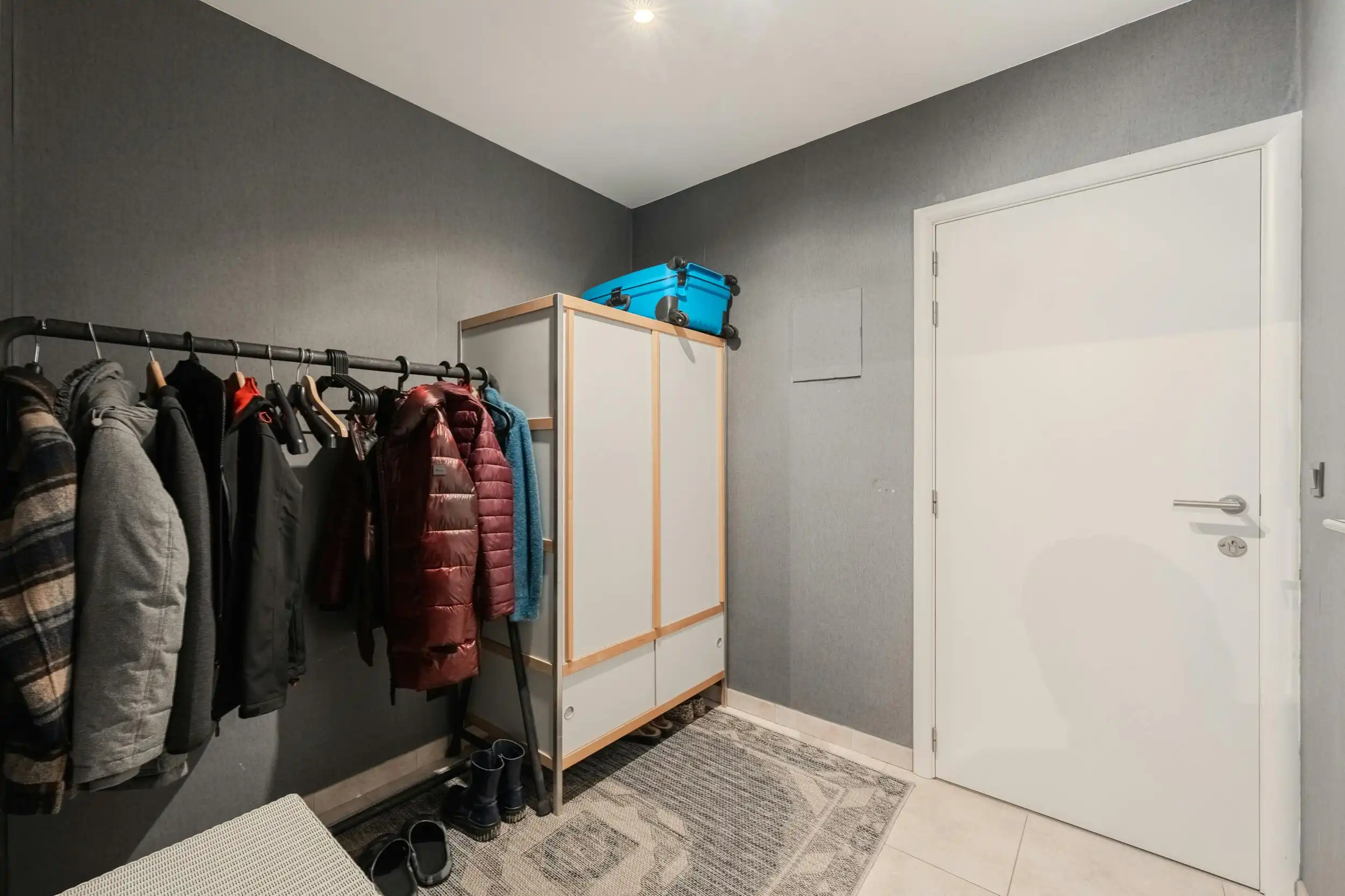 Lichtrijke studio met slaaphoek en terras te koop! foto 12