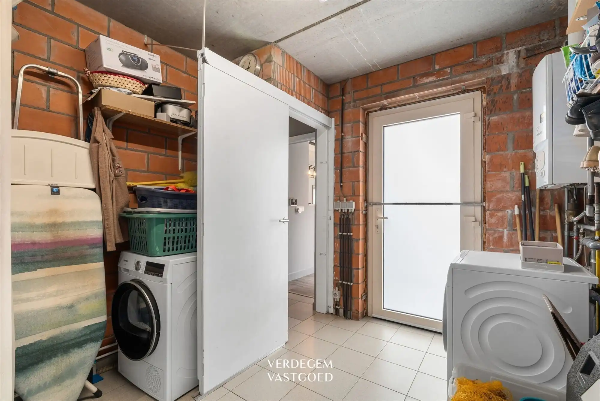 Instapklare gezinswoning met 3 slaapkamers, garage en zonnige tuin foto 18