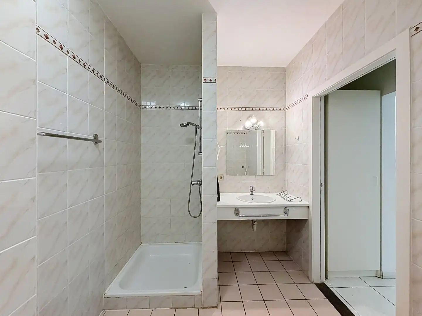 Appartement op ideale locatie te Korbeek-Lo!  foto 7