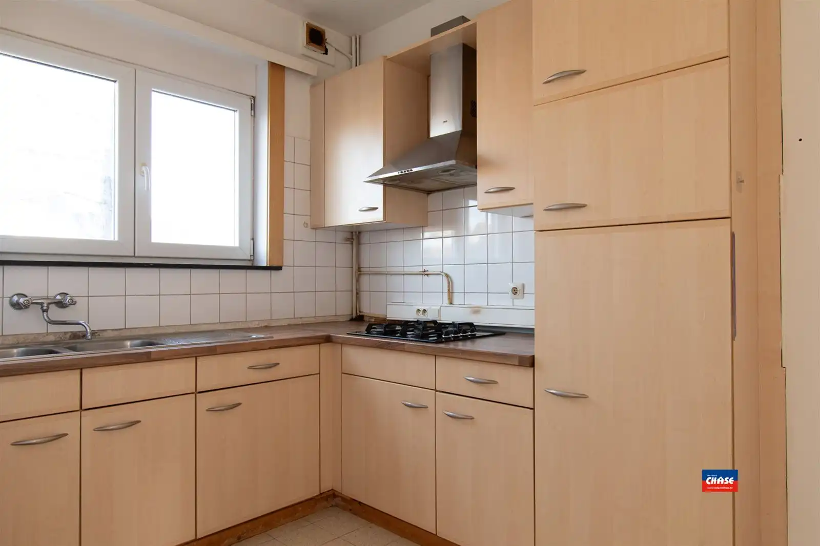 Op te frissen woning met 3 slpks + tuin foto 5