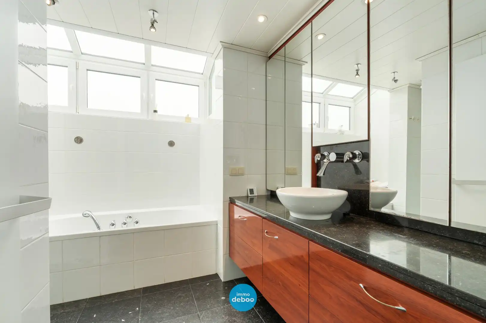 Ruime instapklare beletagewoning te Oostende foto 13