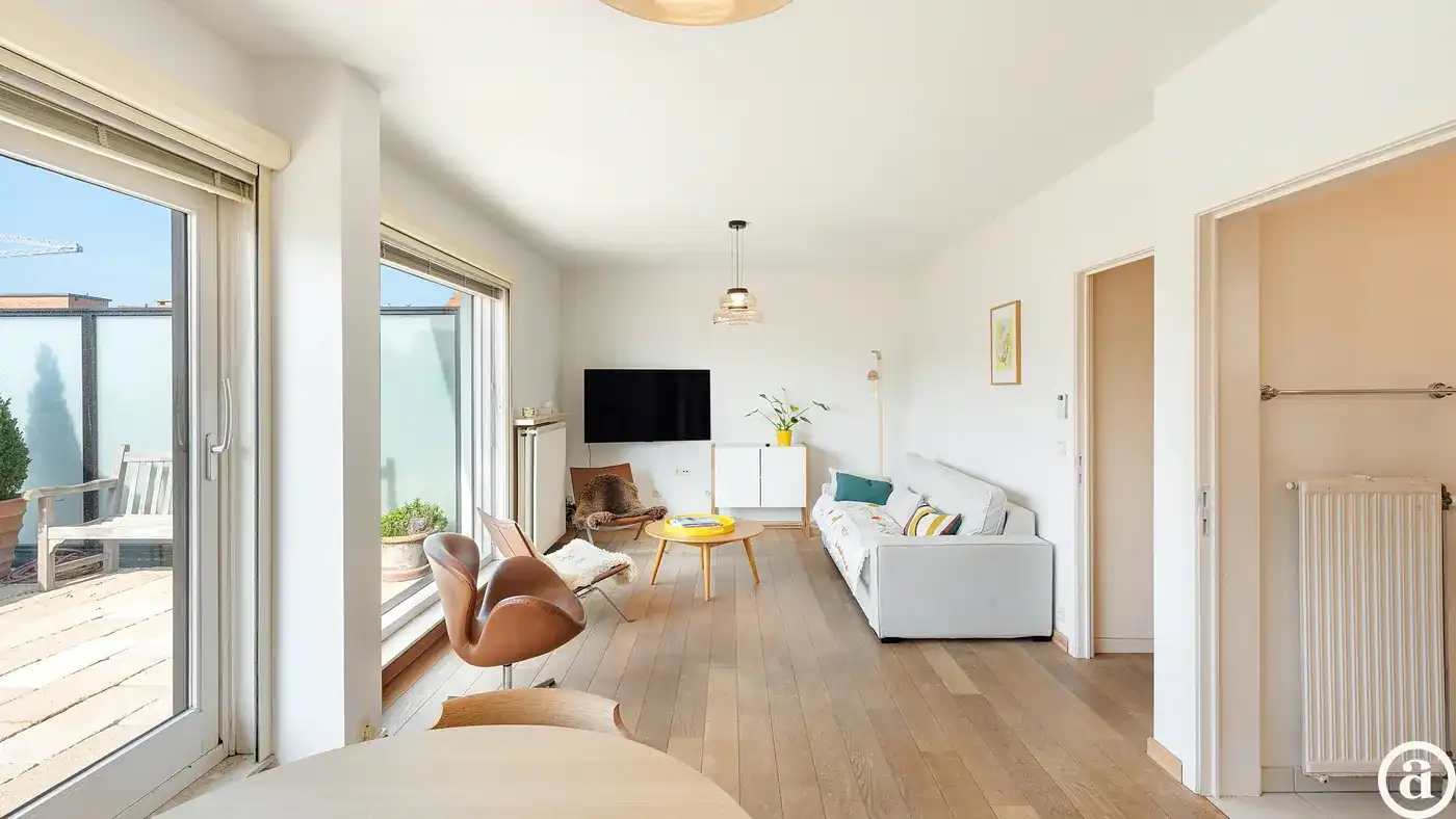 Penthouse appartement met grote zonneterrassen nabij strand  foto 4