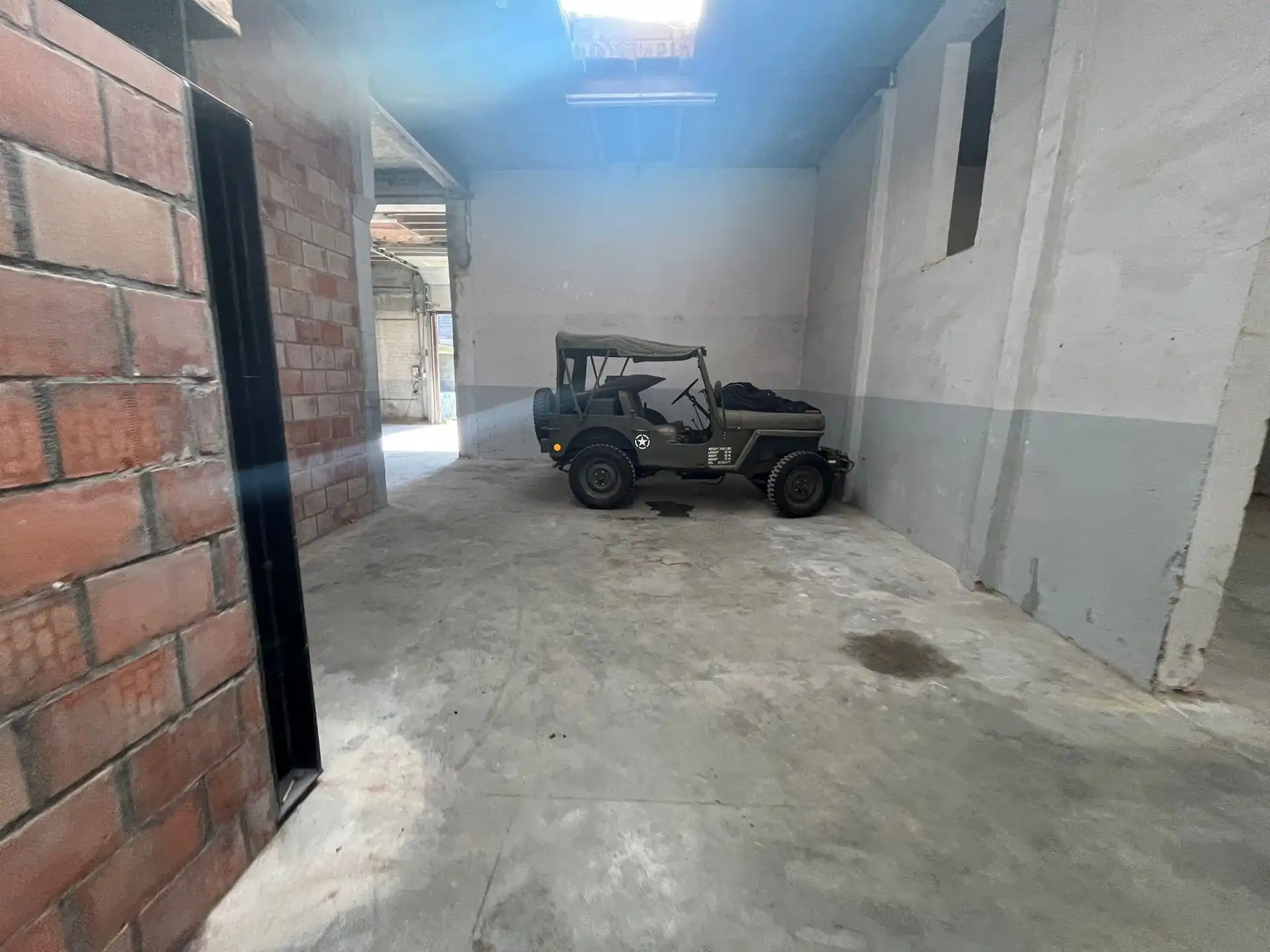 Opslagplaats te koop in Merksem foto 4