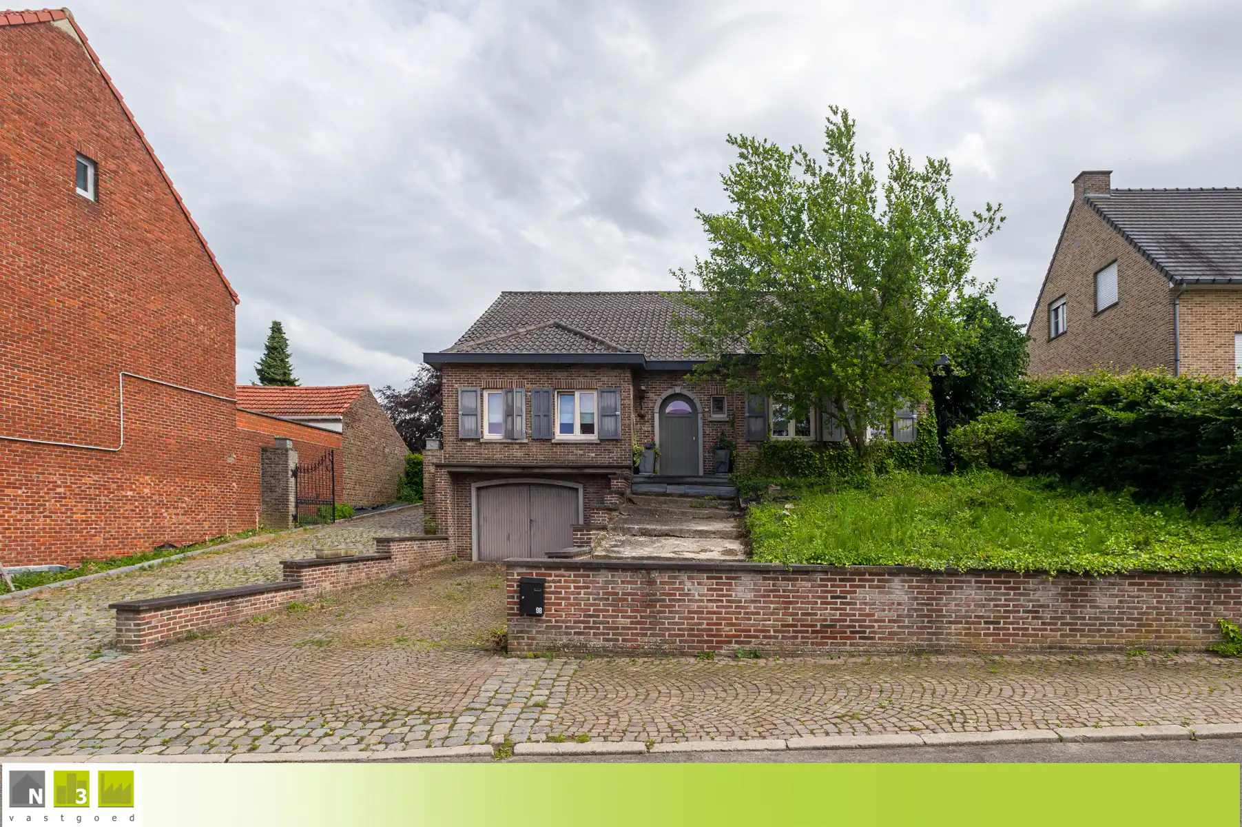 Huis te koop foto {{pictureIndex}}