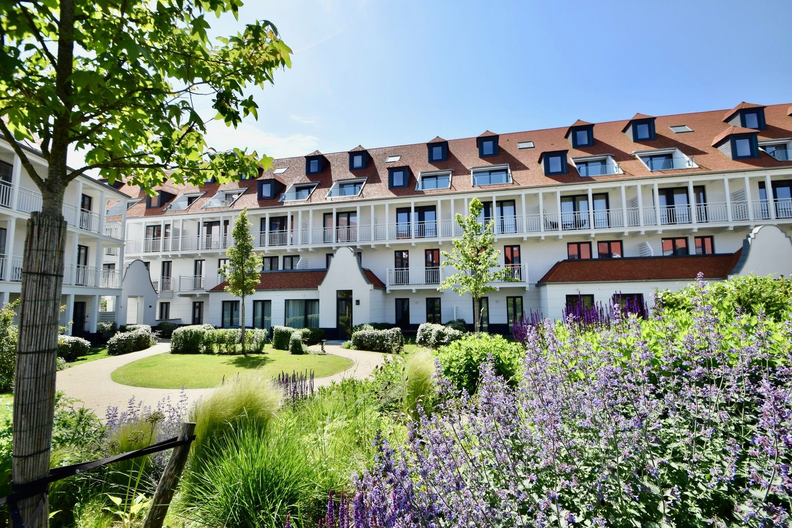 Zonnig nieuwbouw appartement met open zicht en zonneterras gelegen te Duinenwater foto 9