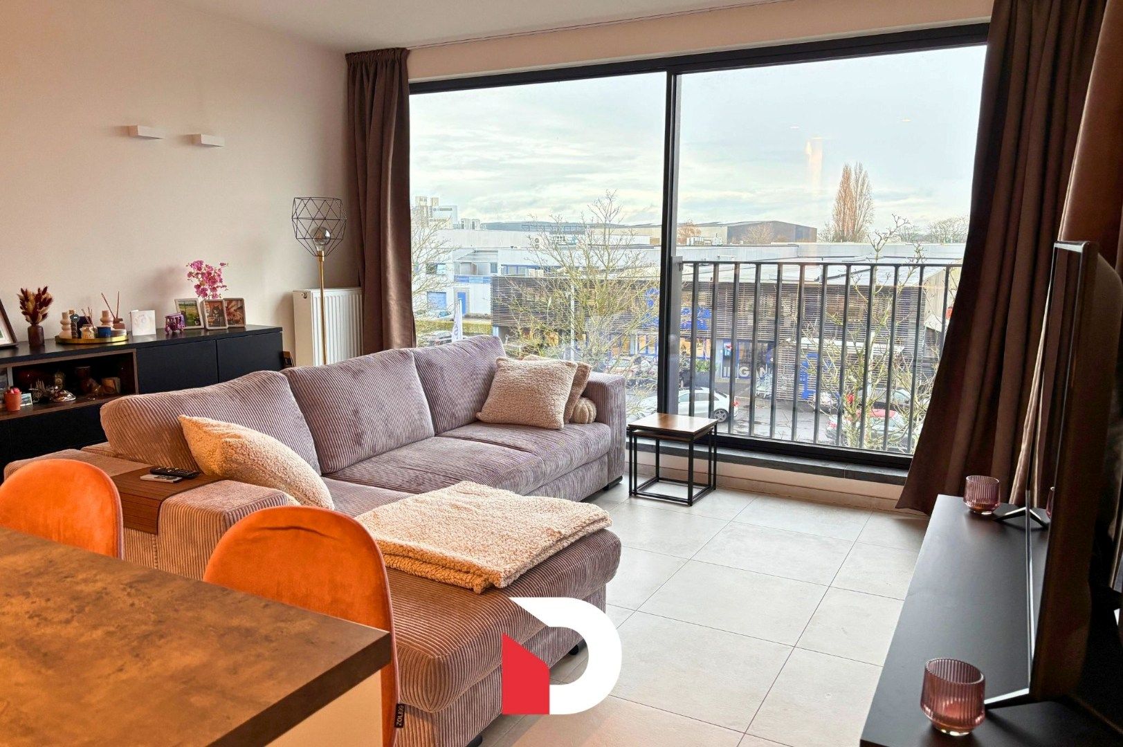 Modern appartement met ruim terras en 1 slaapkamer foto 2