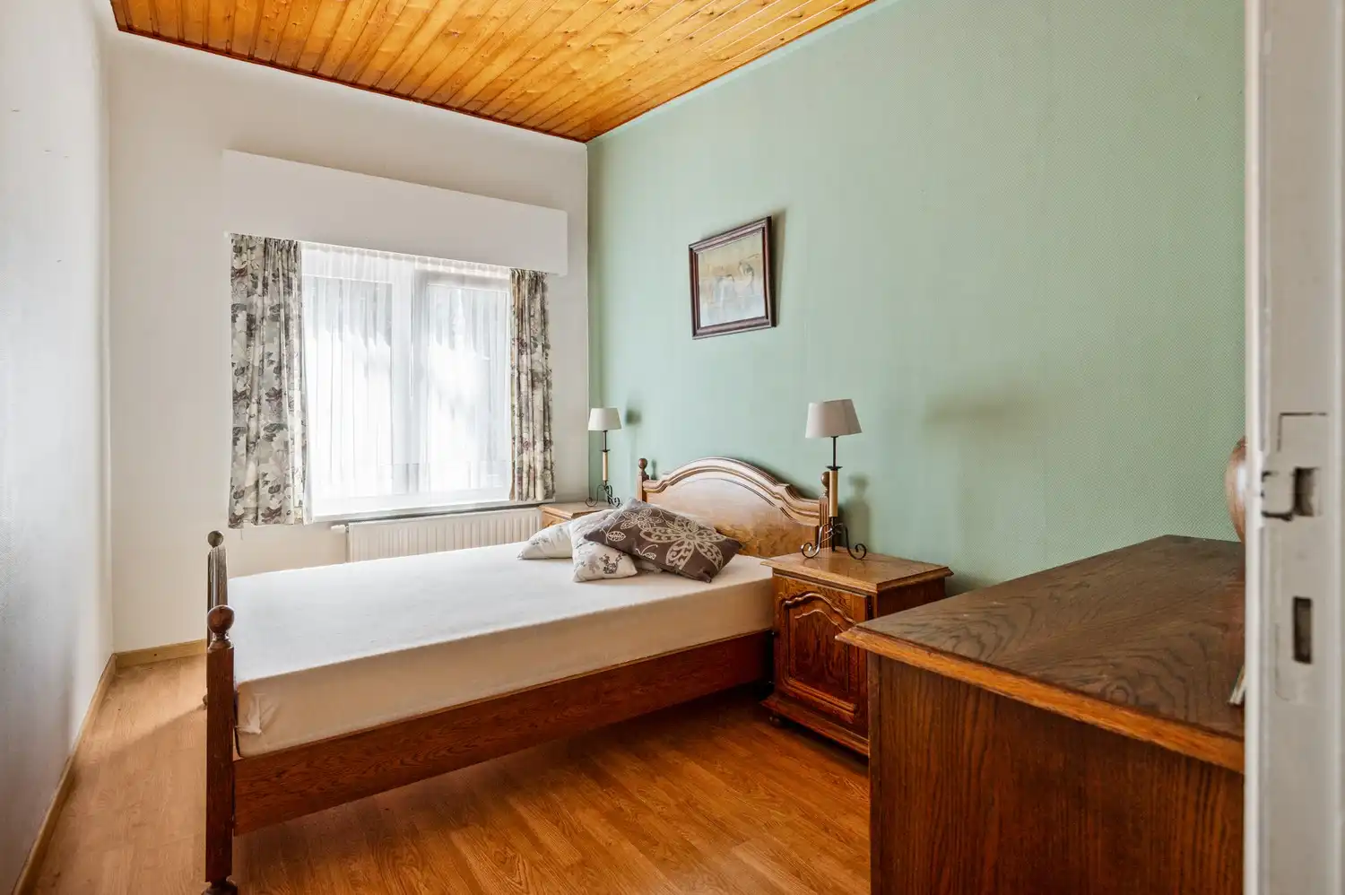 Te renoveren, alleenstaande laagbouwwoning met 3 slaapkamers op fantastisch perceel in Kalmthout! foto 10